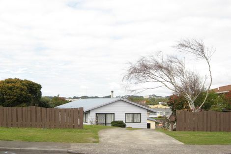 Photo of property in 18 Kingsford Street, Bell Block, New Plymouth, 4312
