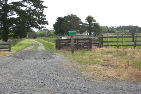 Photo of property in 1041 Old North Road, Waimauku, 0882