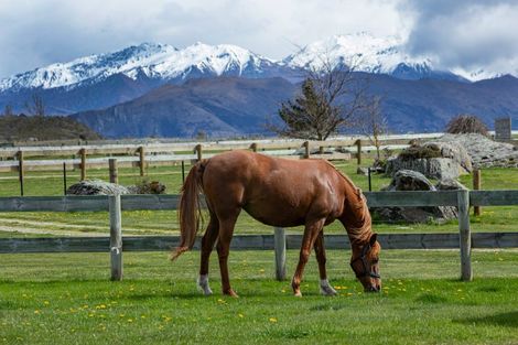 Photo of property in 182 Stevenson Road, Wanaka, 9382