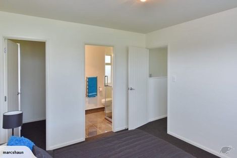 Photo of property in 6 Titirangi Crescent, Parklands, Christchurch, 8083