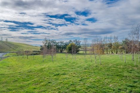 Photo of property in 1 Braehead Road, Otane, 4277