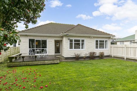 Photo of property in 62 Beauchamp Street, Tawa, Wellington, 5028