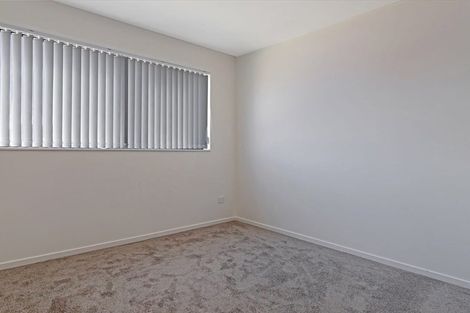 Photo of property in 1/3238 Great North Road, New Lynn, Auckland, 0600