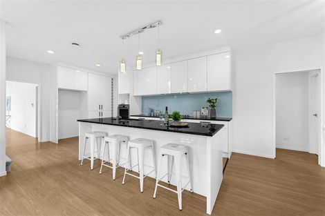 Photo of property in 62 Castlederg Drive, Flat Bush, Auckland, 2019