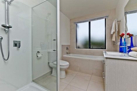 Photo of property in 54 Bushlands Park Drive, Albany, Auckland, 0632