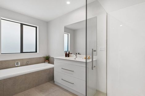 Photo of property in 6 Pahua Street, Pegasus, 7612