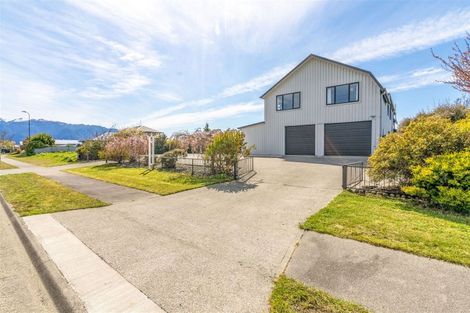 Photo of property in 18 Acheron Way, Te Anau, 9600