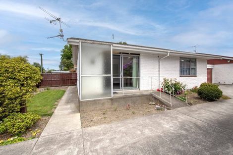 Photo of property in 1/363 Withells Road, Avonhead, Christchurch, 8042