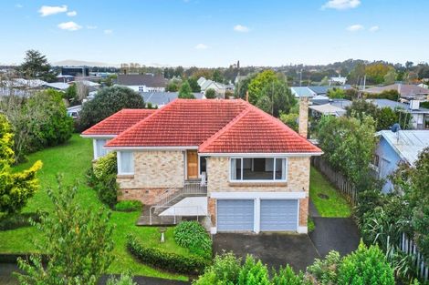 Photo of property in 112 Mahoe Street, Melville, Hamilton, 3206