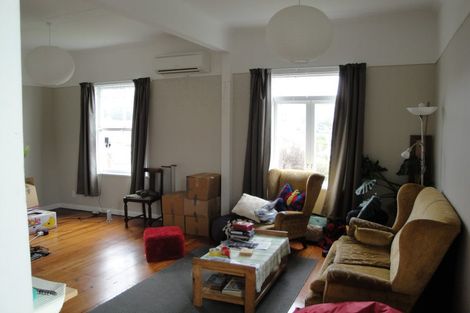 Photo of property in 122a Brougham Street, Mount Victoria, Wellington, 6011