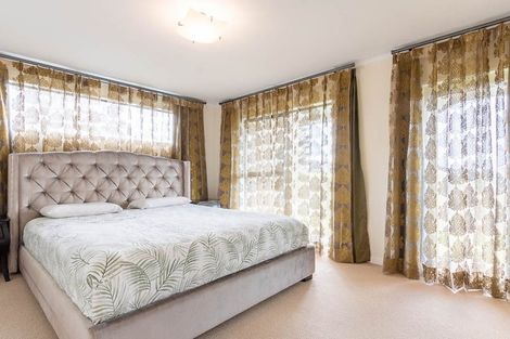 Photo of property in 5 Mandeville Crescent, Grenada Village, Wellington, 6037