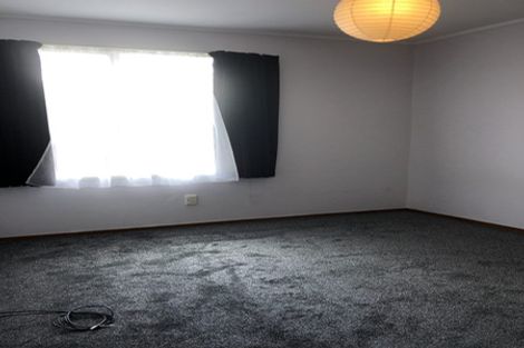 Photo of property in 18 Anich Road, Massey, Auckland, 0614