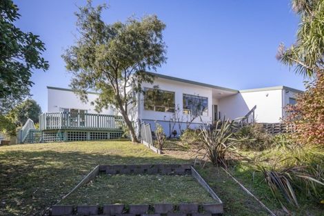 Photo of property in 43 Langdale Avenue, Paraparaumu, 5032