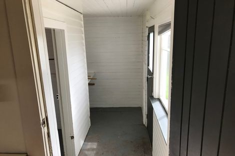 Photo of property in 326 Bay View Road, South Dunedin, Dunedin, 9012