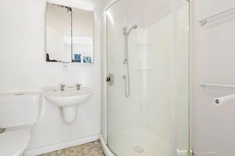 Photo of property in 1 Balfour Street, Mornington, Wellington, 6021