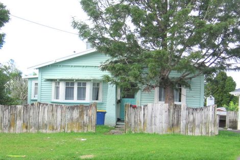 Photo of property in 7 Tahi Terrace, Glen Eden, Auckland, 0602