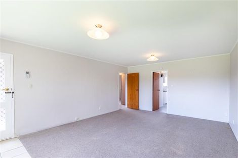 Photo of property in 58 Strid Road, Te Atatu South, Auckland, 0610
