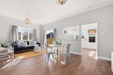 Photo of property in 5 York Street, Moera, Lower Hutt, 5010