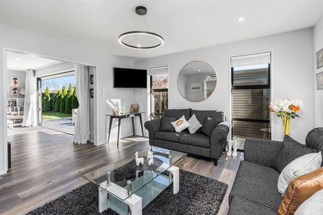 Photo of property in 19 Whitburn Avenue, Halswell, Christchurch, 8025