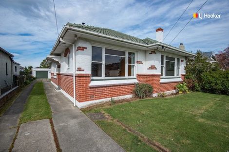 Photo of property in 57 Hargest Crescent, Saint Kilda, Dunedin, 9012