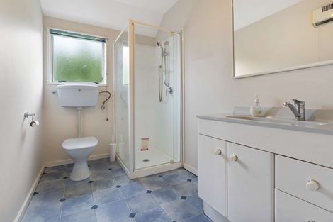 Photo of property in 222 Memorial Avenue, Burnside, Christchurch, 8053