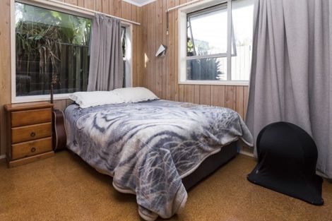 Photo of property in 23 Clovelly Road, Bucklands Beach, Auckland, 2012