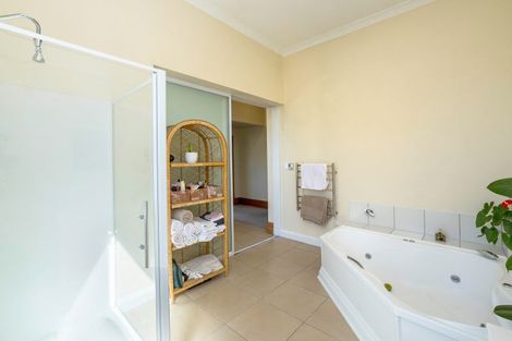 Photo of property in 151 Pembroke Street, Carterton, 5713