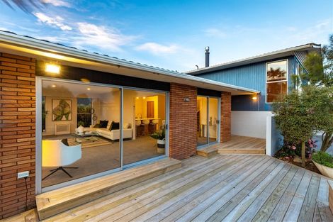 Photo of property in 6 Chilton Drive, Mairehau, Christchurch, 8052