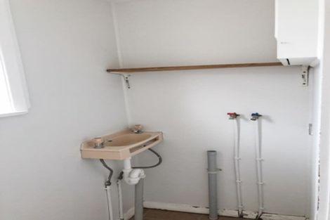 Photo of property in 67 Kelman Road, Kelston, Auckland, 0602