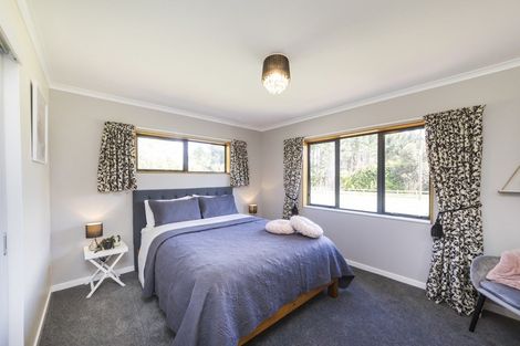 Photo of property in 294 Polson Hill Drive, Aokautere, Palmerston North, 4471