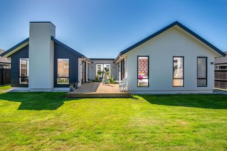 Photo of property in 5 Smiley Place, Mosgiel, 9024
