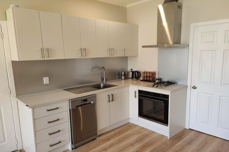 Photo of property in 28 Arlington Street, Mount Cook, Wellington, 6011