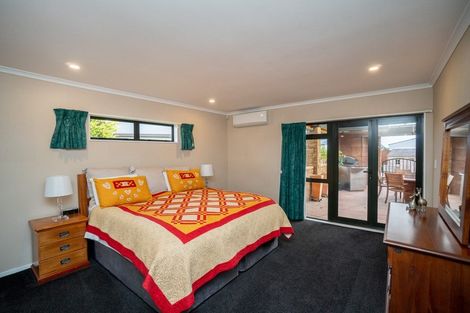Photo of property in 176 Kelvin Grove Road, Kelvin Grove, Palmerston North, 4414