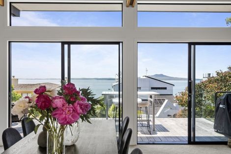 Photo of property in 205 Beach Road, Campbells Bay, Auckland, 0630