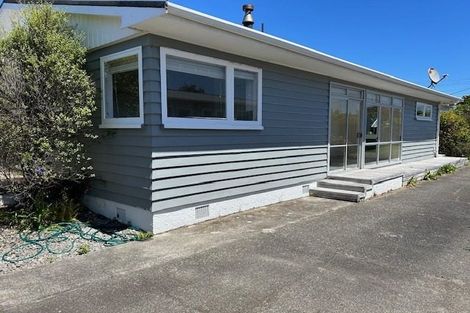 Photo of property in 11 Vaucluse Avenue, Paraparaumu Beach, Paraparaumu, 5032