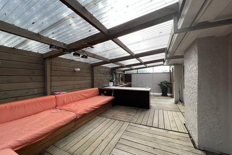 Photo of property in 35 Widmore Drive, Massey, Auckland, 0614