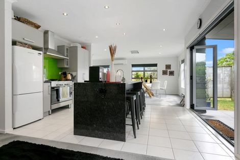 Photo of property in 18 Tulip Drive, Cambridge, 3434