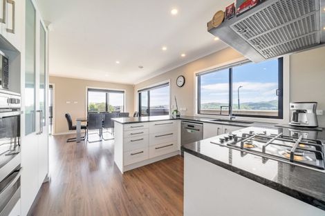 Photo of property in 51 Endeavour Drive, Whitby, Porirua, 5024