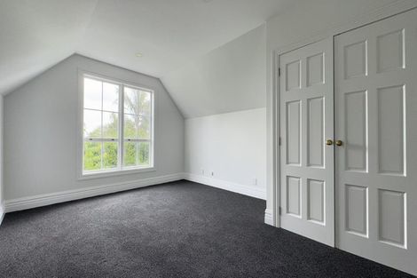 Photo of property in 14 Amreins Road, Waitakere, Henderson, 0782