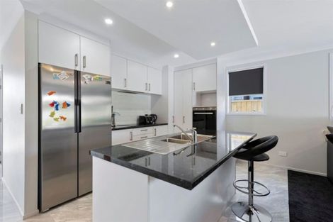 Photo of property in 39 Awatira Drive, Papamoa Beach, Papamoa, 3118