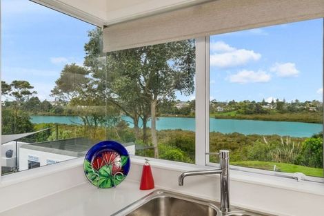 Photo of property in 171c Colwill Road, Massey, Auckland, 0614