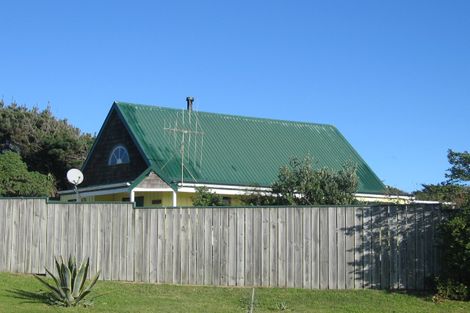Photo of property in 20 Scott Avenue, Otaki Beach, Otaki, 5512