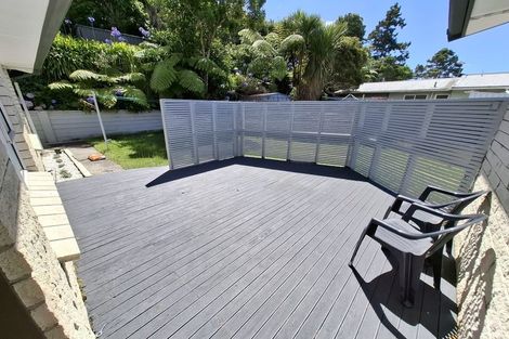 Photo of property in 15 Shaldon Crescent, Blagdon, New Plymouth, 4310