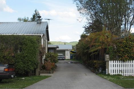 Photo of property in 8c Farnworth Avenue, Holdens Bay, Rotorua, 3010