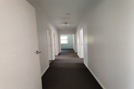 Photo of property in 1 Elmwood Place, Manurewa, Auckland, 2102