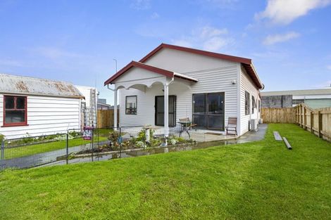 Photo of property in 12 Lawrence Avenue, Te Aroha, 3320