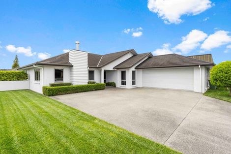 Photo of property in 10 Amokura Crescent, Flagstaff, Hamilton, 3210