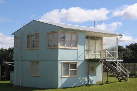 Photo of property in 14 Awatea Street, Mangawhai Heads, Mangawhai, 0505