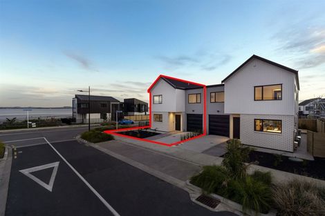 Photo of property in 17 Ocean Breeze Avenue, Hobsonville, Auckland, 0616