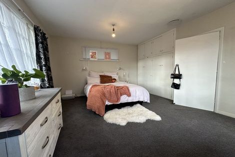 Photo of property in 43 Kirkwood Avenue, Upper Riccarton, Christchurch, 8041